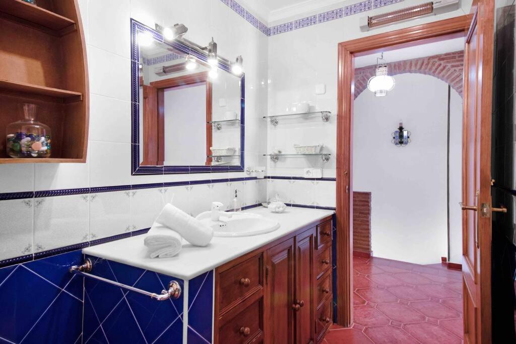 Apartament Duplex Tematico Andaluz Con Agradable Terraza - El Mirador De Benahavis 2 Zewnętrze zdjęcie